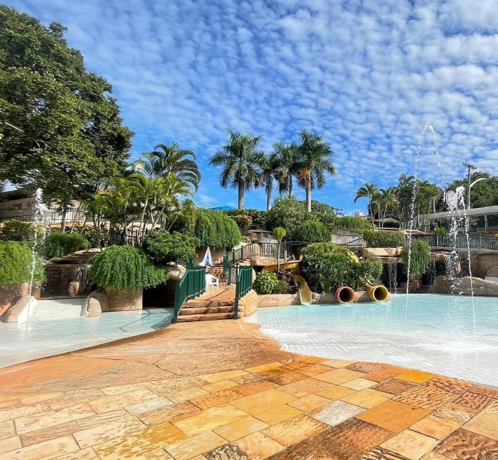 Hotel diRoma Fiori com um dia de acesso no Acqua Park DiRoma Caldas Novas Exterior foto